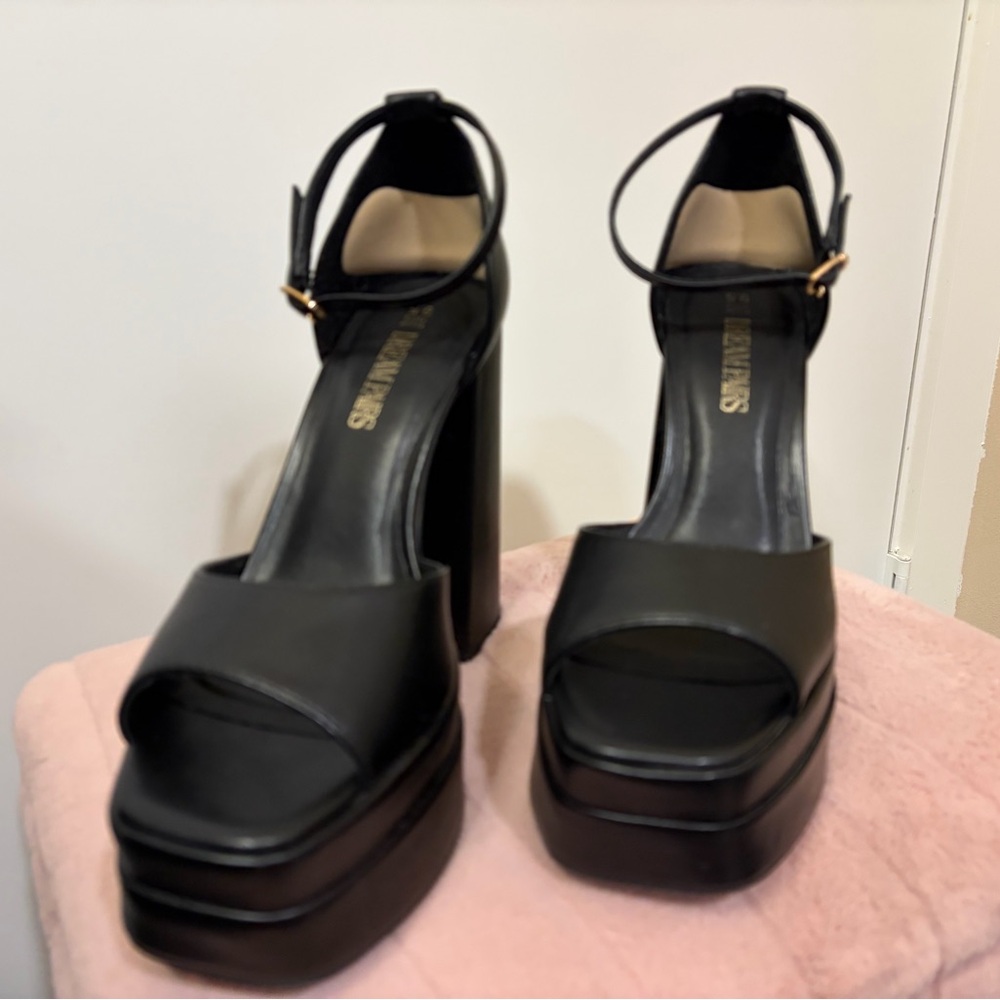 Dream Pairs Black Platform Ankle-Strap Block Heels
